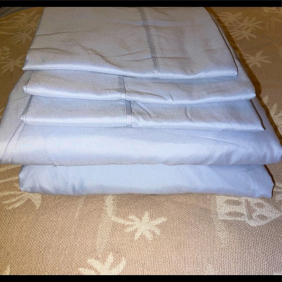 King Sized 5 pc sheet set, pale ice blue - Picture 1 of 4